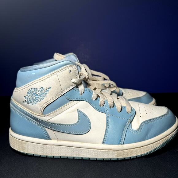 Size 9 - Wmns Nike Air Jordan 1 Mid University Blue Women's Shoes